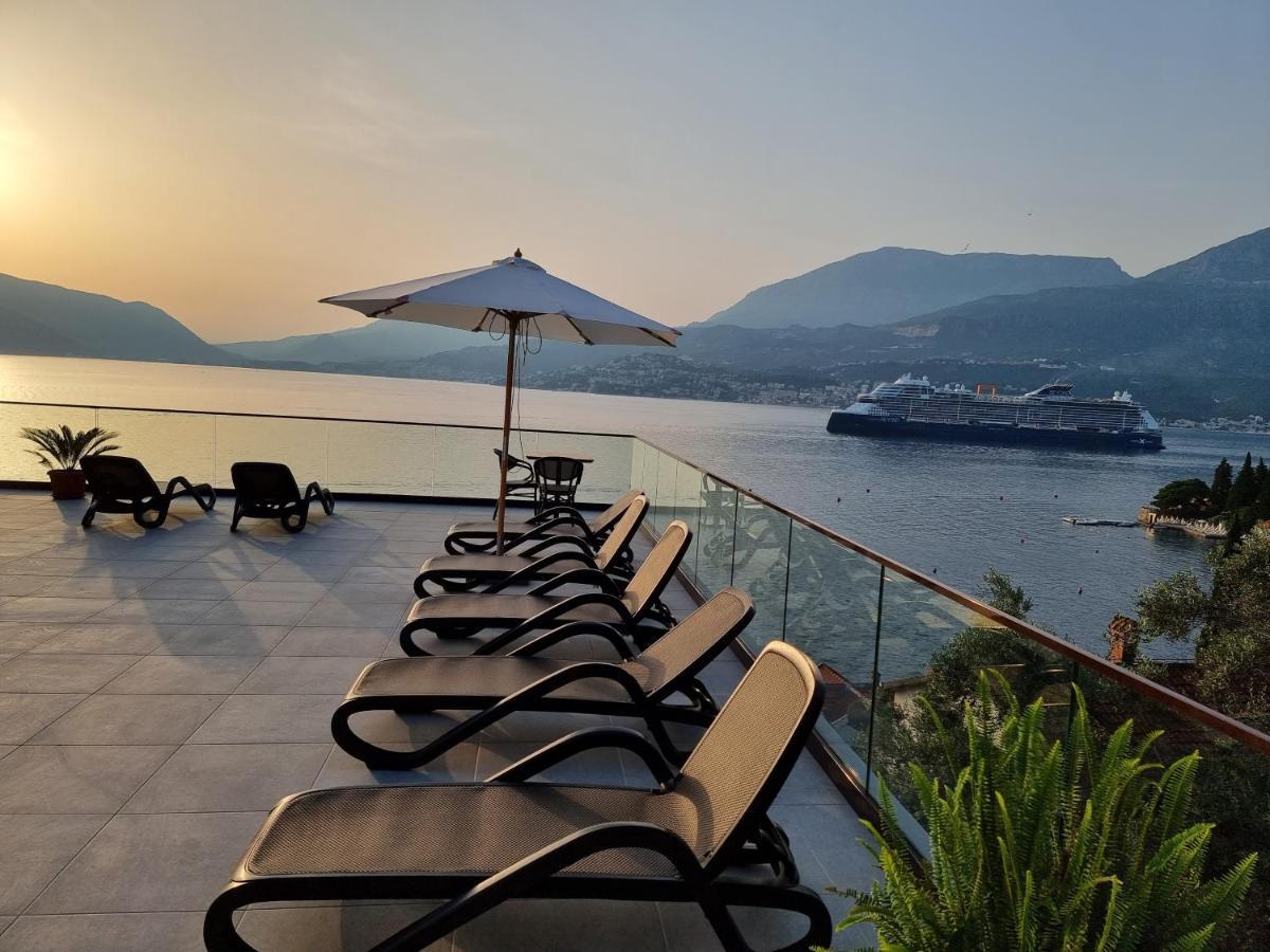 Hotel Agape Rose Tivat Exterior foto