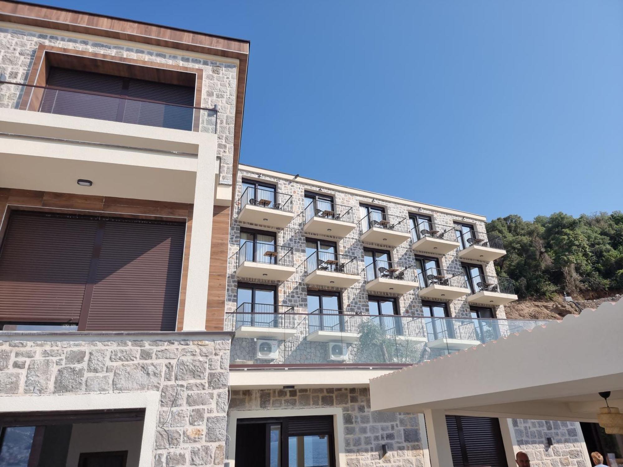 Hotel Agape Rose Tivat Exterior foto